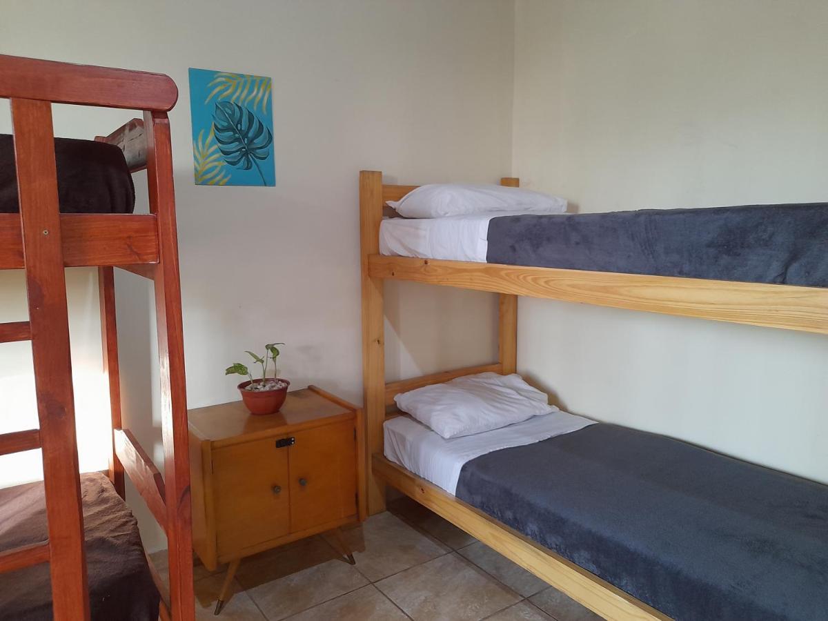 Eco Hostel Iguazu Пуэрто-Игуасу Экстерьер фото