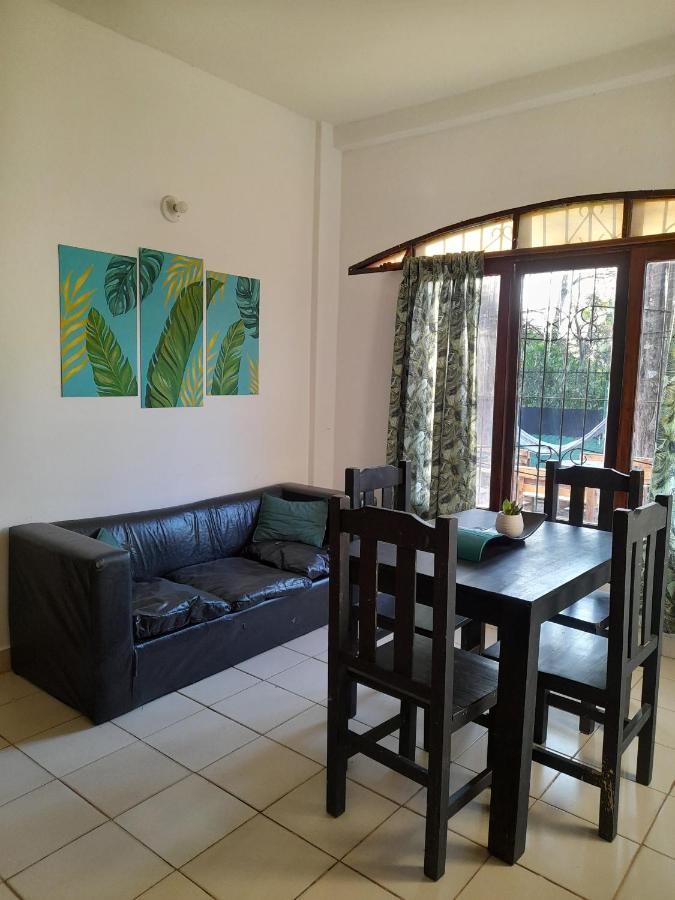 Eco Hostel Iguazu Пуэрто-Игуасу Экстерьер фото